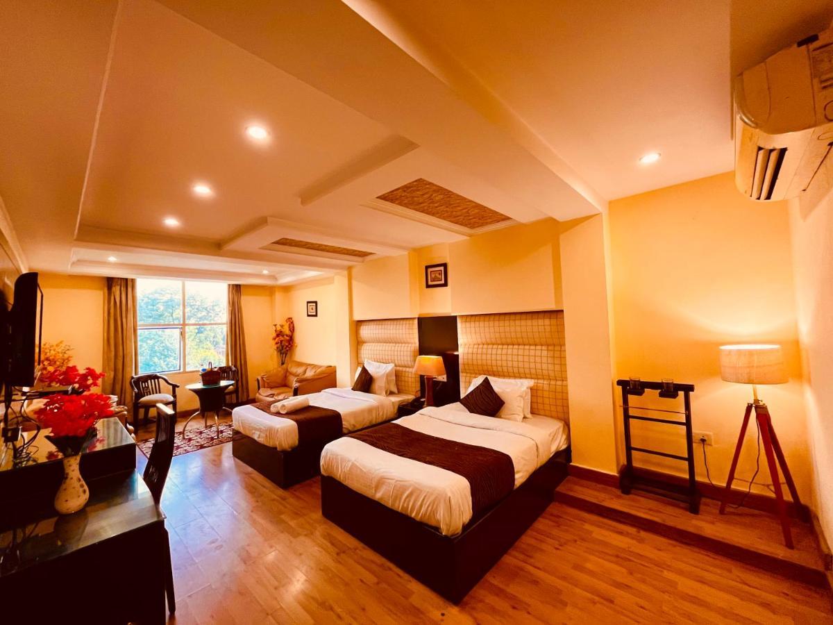 Hotel Reo Twist, Haridwar Exterior photo