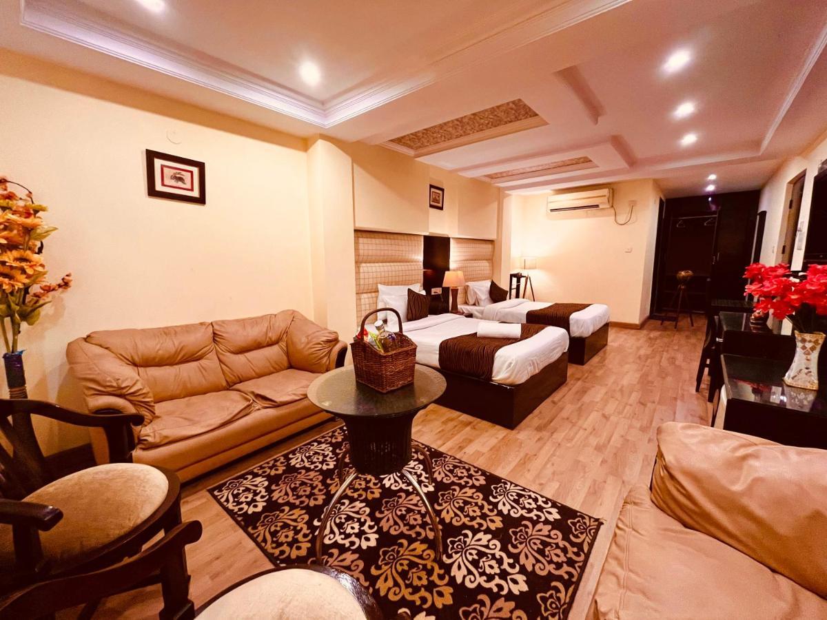 Hotel Reo Twist, Haridwar Exterior photo